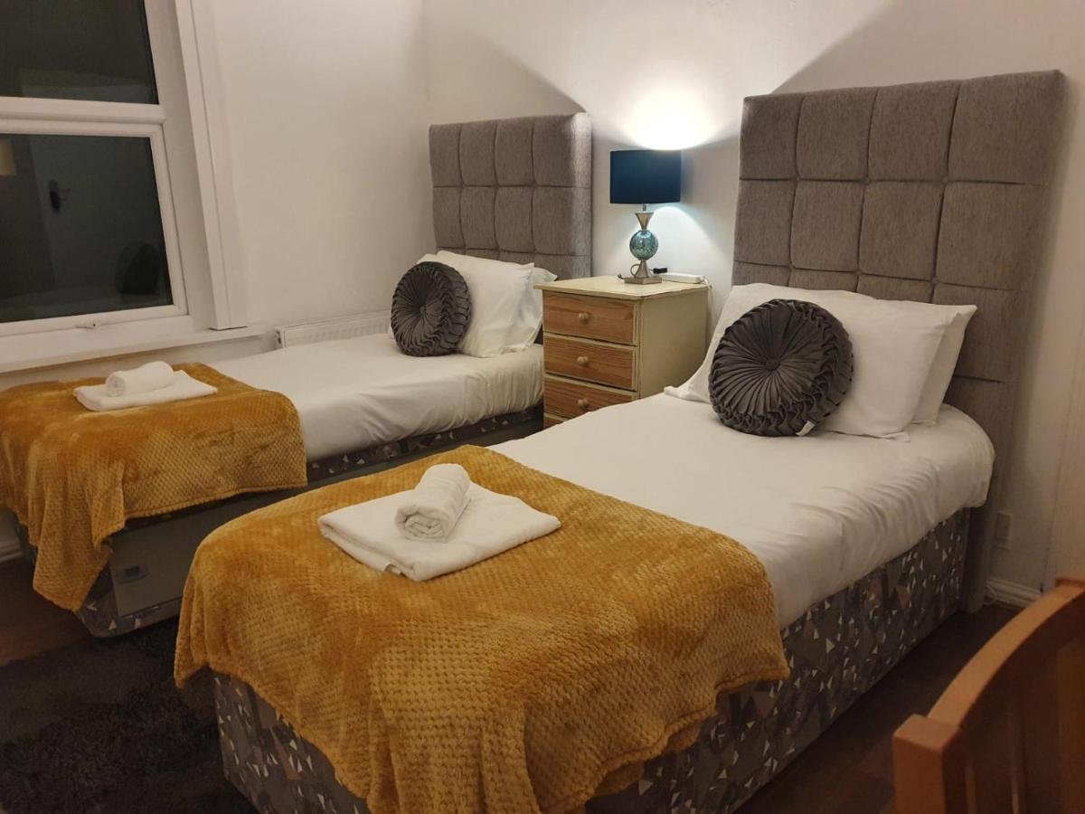Plymouth-Vacation Apartment ภายนอก รูปภาพ